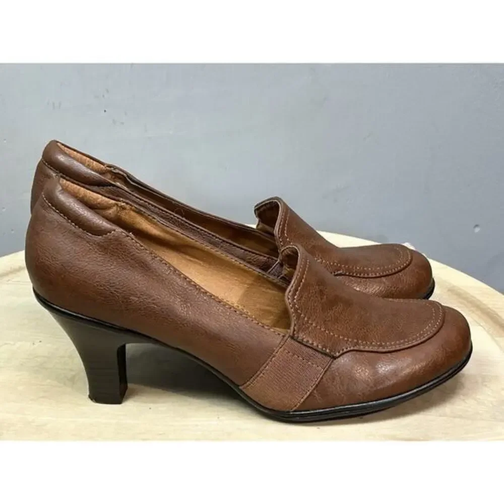 Madeline Beth‎ Tan Faux Leather Mid Heel Pump Women's Size 9.5 M Vegan Brown